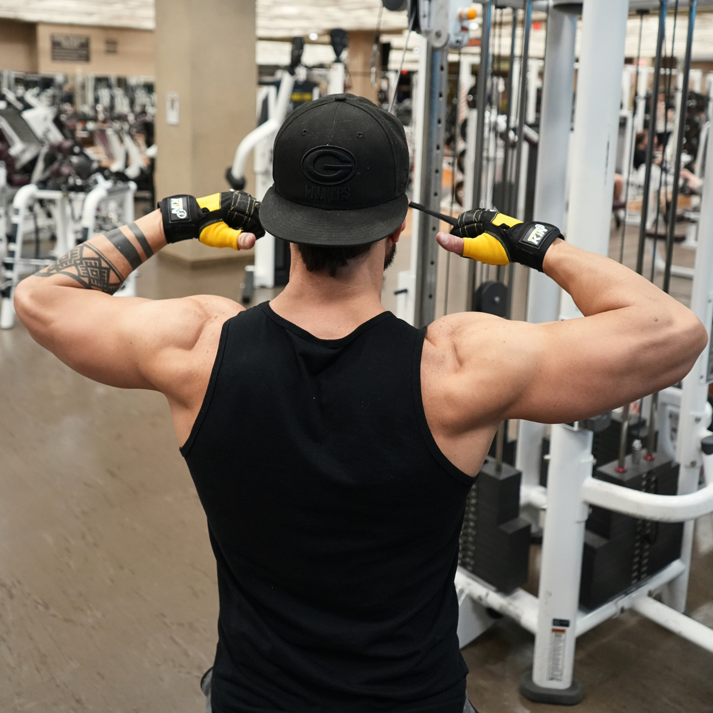 KIN Isolation Harness™ Bypass Grip Fatigue -Unlock FULL muscle recruitment