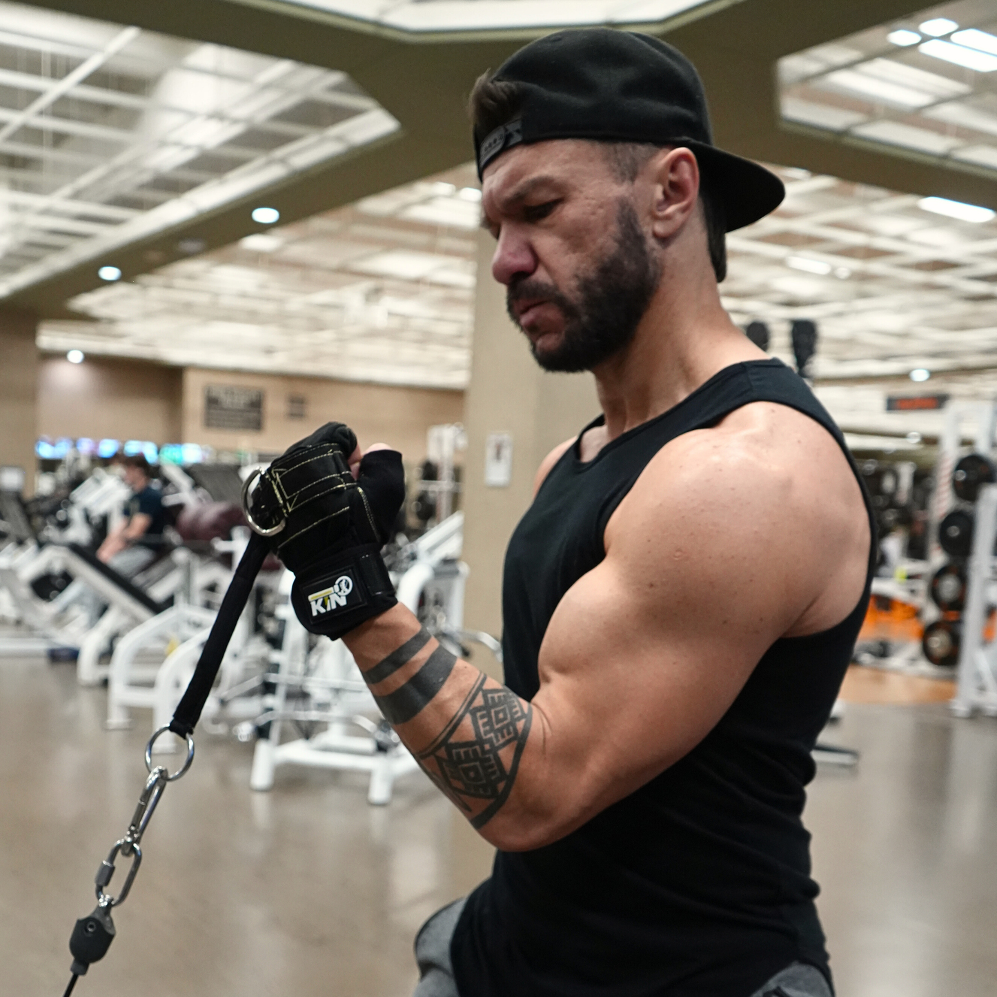 KIN Isolation Harness™ Bypass Grip Fatigue -Unlock FULL muscle recruitment